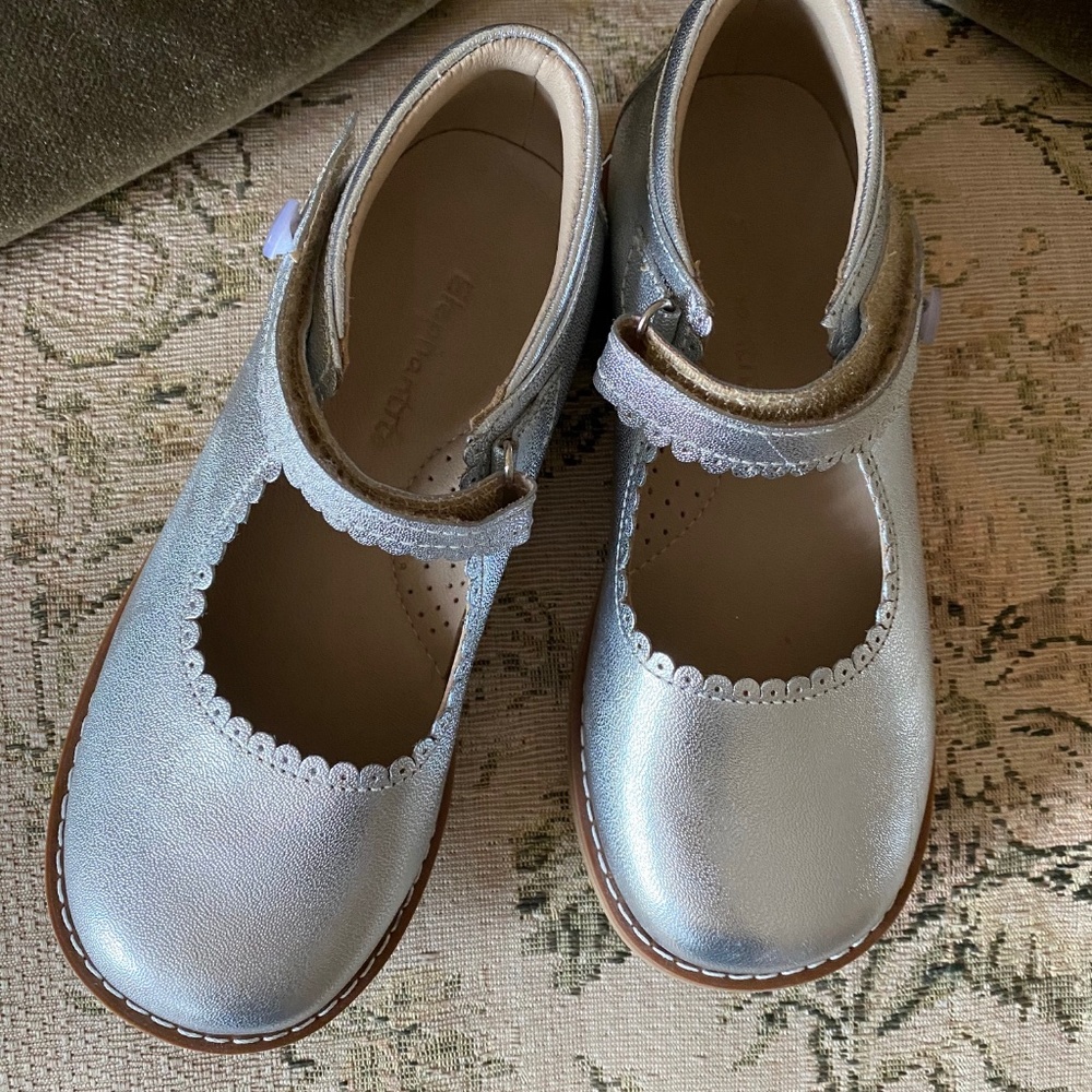 Girls Sz US12 Elephantito Silver Mary Jane Shoes